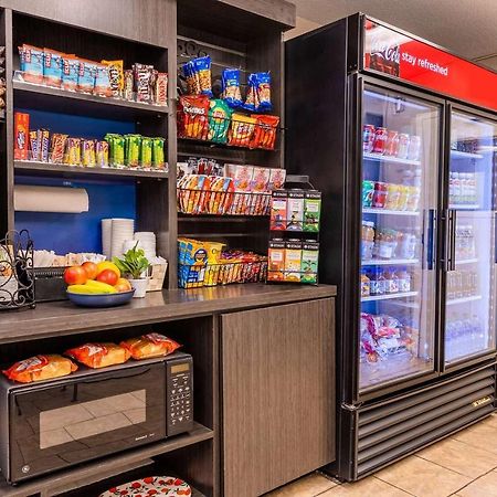 Sonesta Simply Suites Oklahoma City Airport Esterno foto