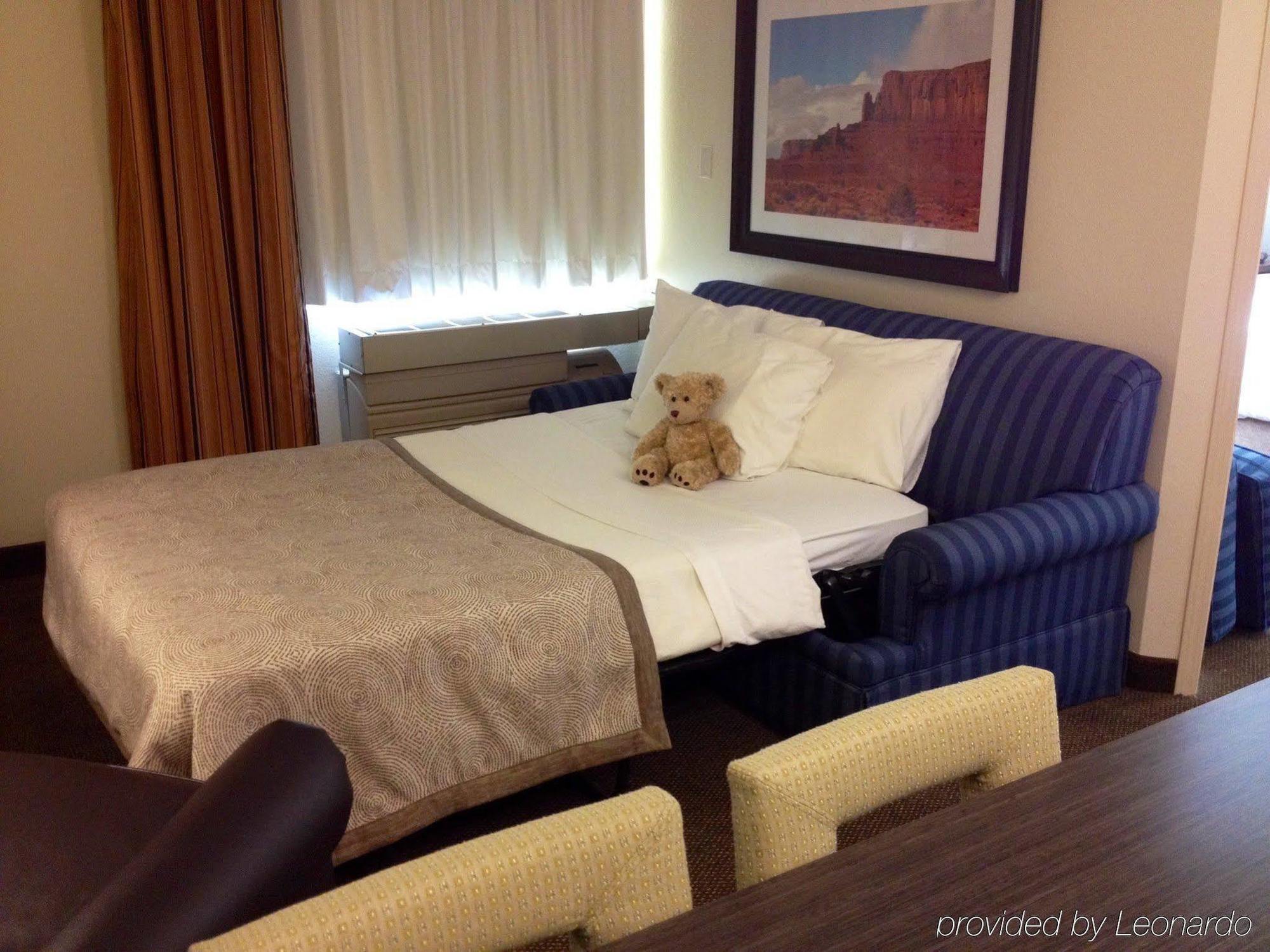 Sonesta Simply Suites Oklahoma City Airport Esterno foto
